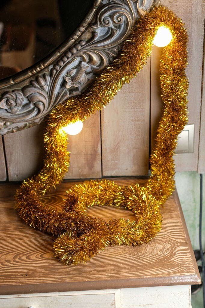 Beysüs Yılbaşı Çam Ağacı Süsü Sim 2 m Gold - 2